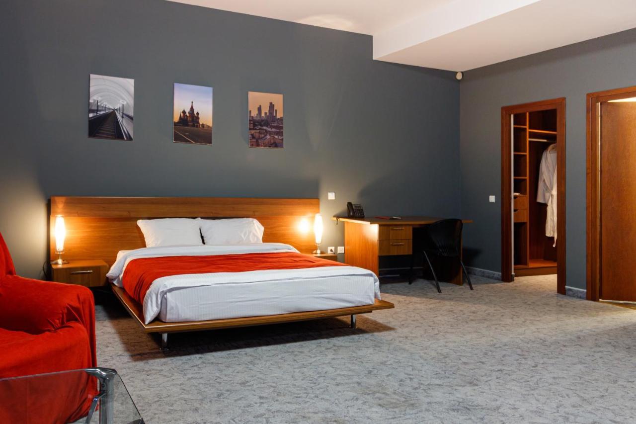 Moscow House Hotel Γιερεβάν Εξωτερικό φωτογραφία
