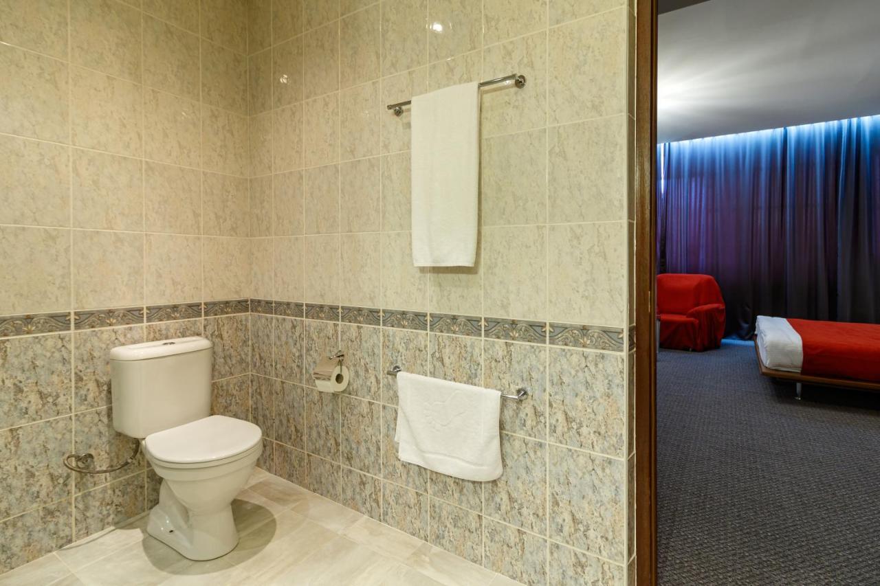 Moscow House Hotel Γιερεβάν Εξωτερικό φωτογραφία
