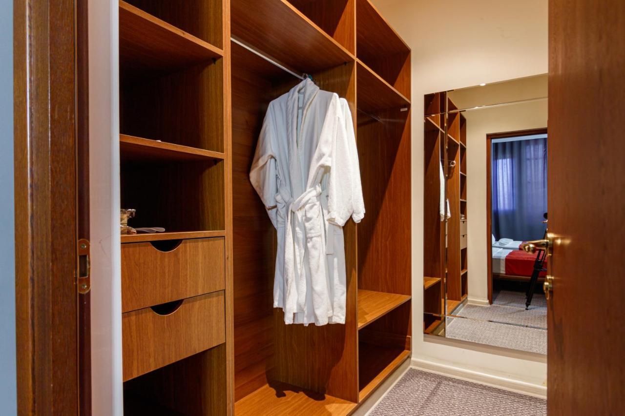 Moscow House Hotel Γιερεβάν Εξωτερικό φωτογραφία