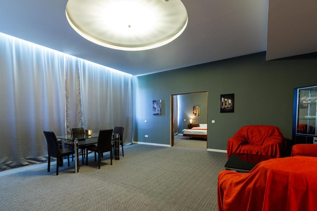 Moscow House Hotel Γιερεβάν Εξωτερικό φωτογραφία