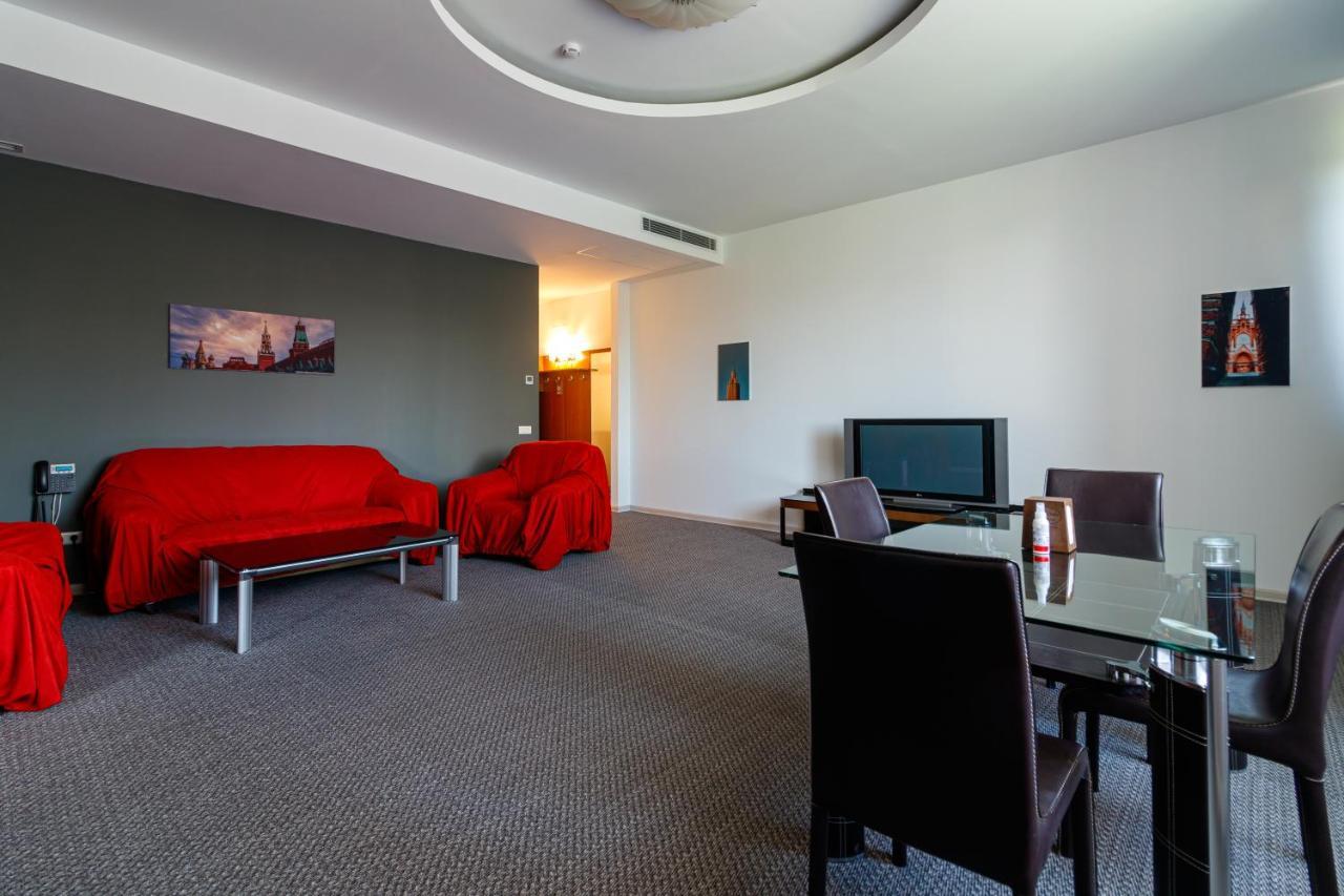 Moscow House Hotel Γιερεβάν Εξωτερικό φωτογραφία