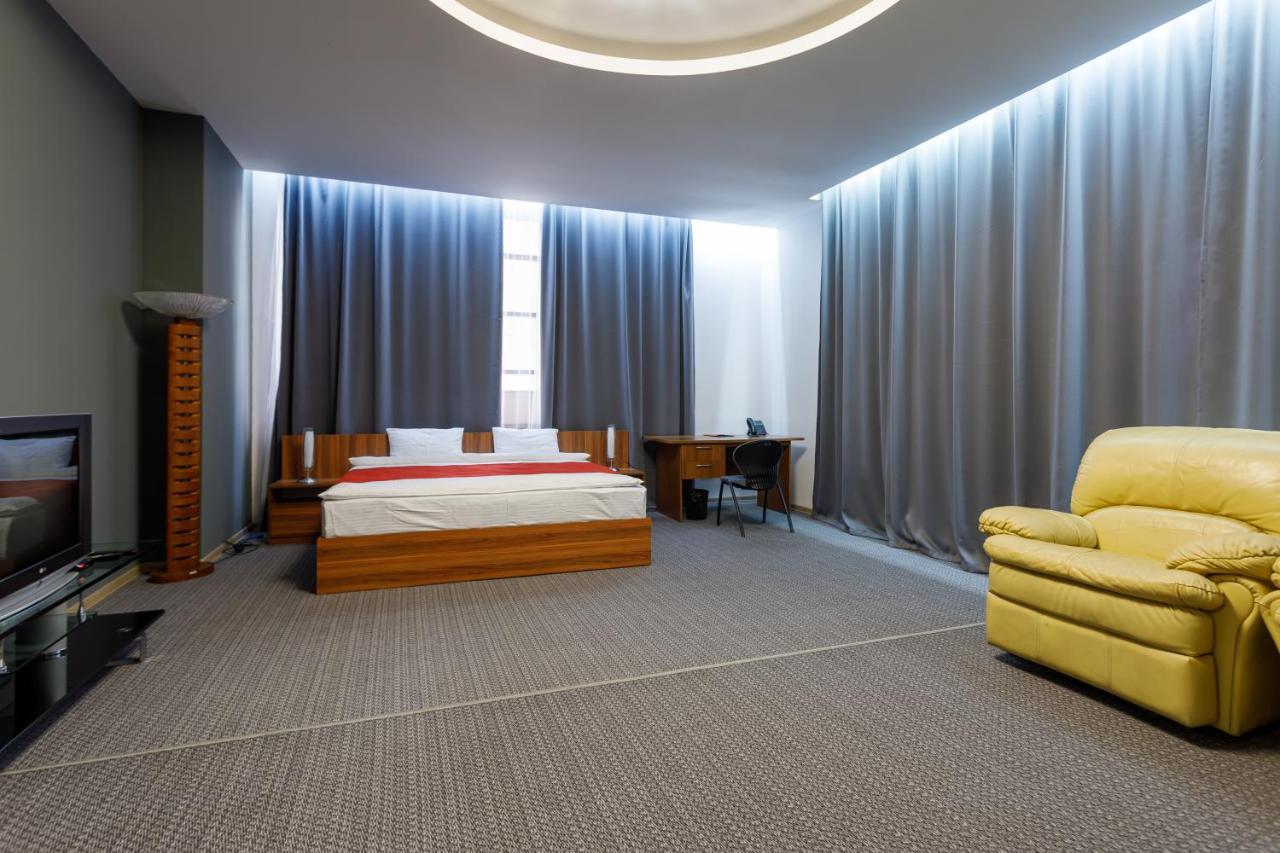 Moscow House Hotel Γιερεβάν Εξωτερικό φωτογραφία
