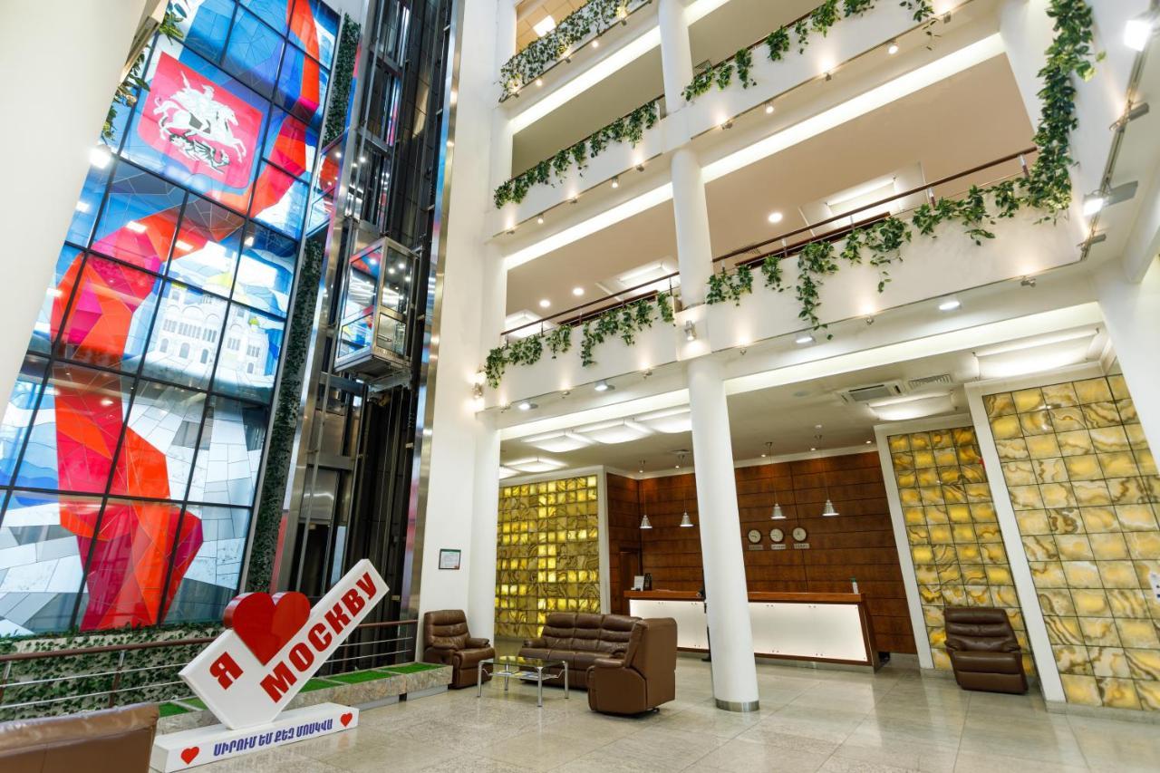 Moscow House Hotel Γιερεβάν Εξωτερικό φωτογραφία