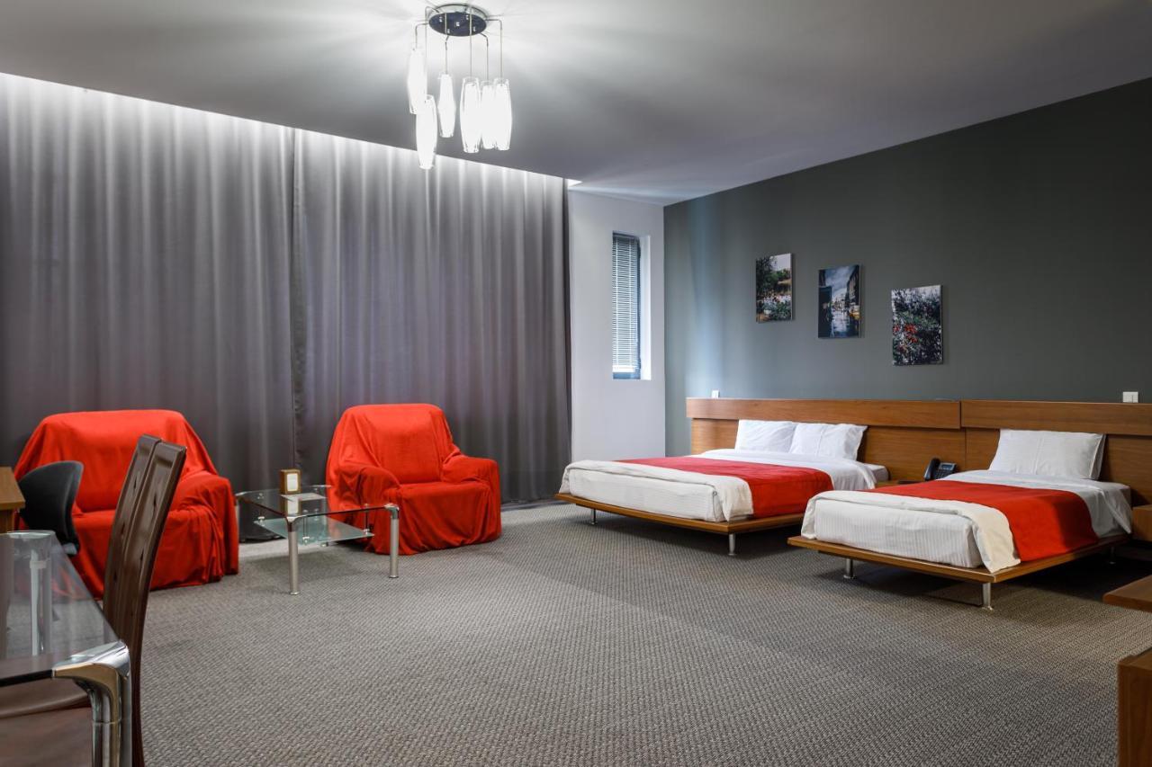 Moscow House Hotel Γιερεβάν Εξωτερικό φωτογραφία